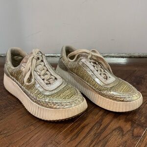 Dolce Vita Dolen Sneakers - Size 8